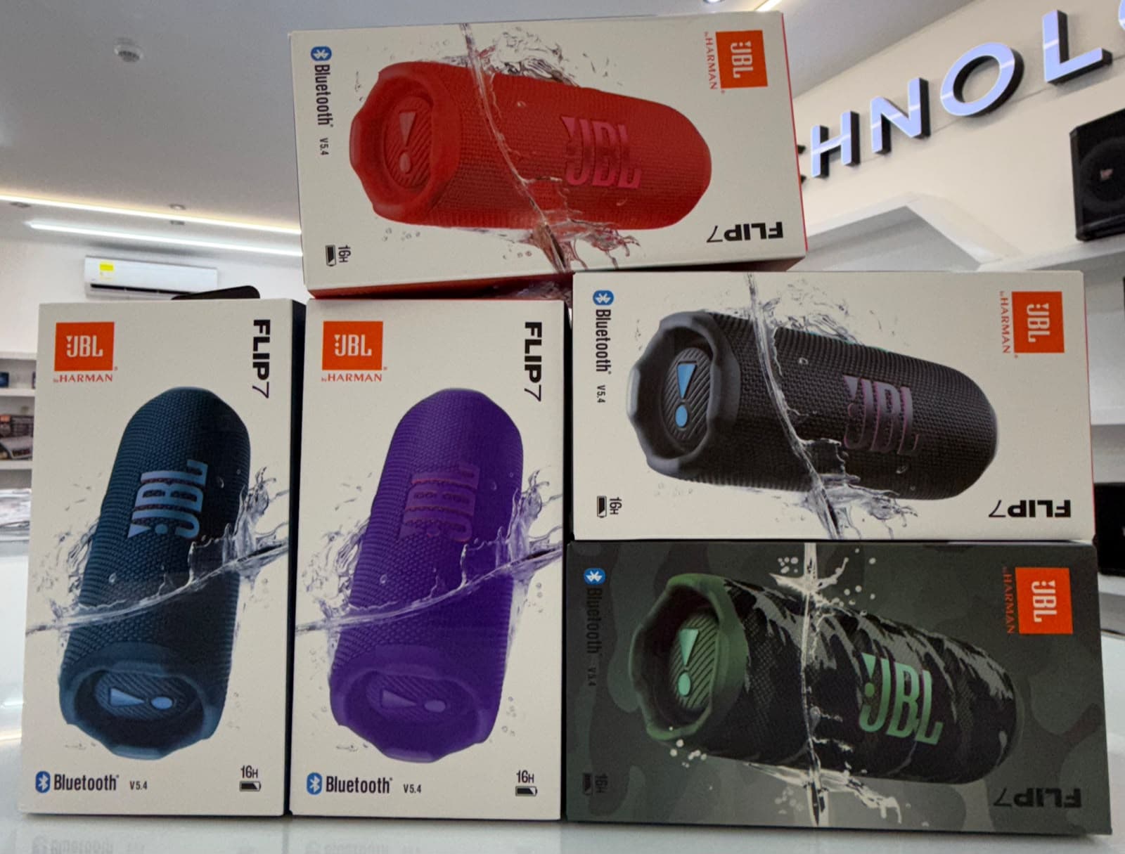 Parlante Portátil JBL FLIP 7 con Bluetooth 5.4, IP68 y Sonido Pro — imagen 1 de 5